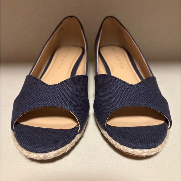 Kelly & Katie Navy Peep Toe Espadrille Flats Size 6.5 - Picture 2 of 7